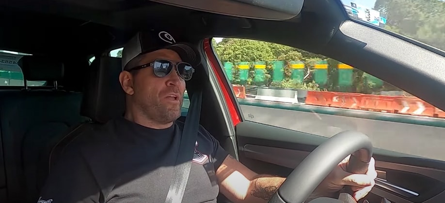SEAT León, conócelo junto con Franky Mostro
