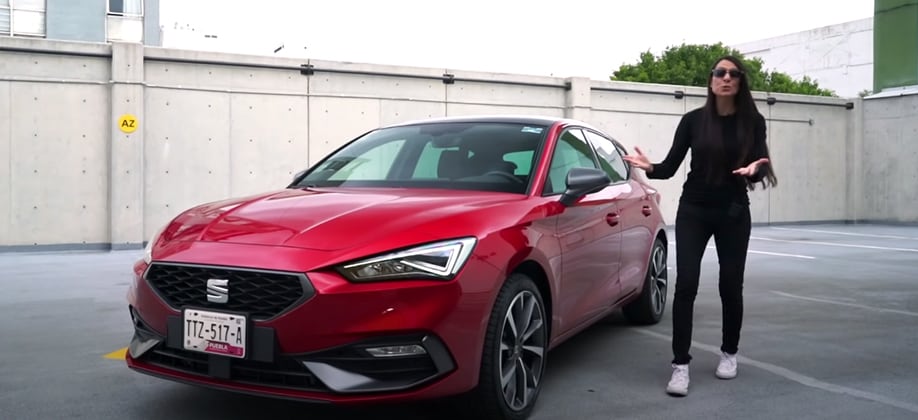 SEAT León, conócelo junto con Manuela Vásquez.