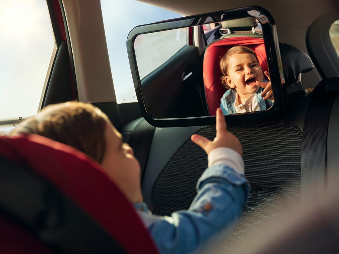 SEAT León con Asistente de viaje y sistemas de seguridad