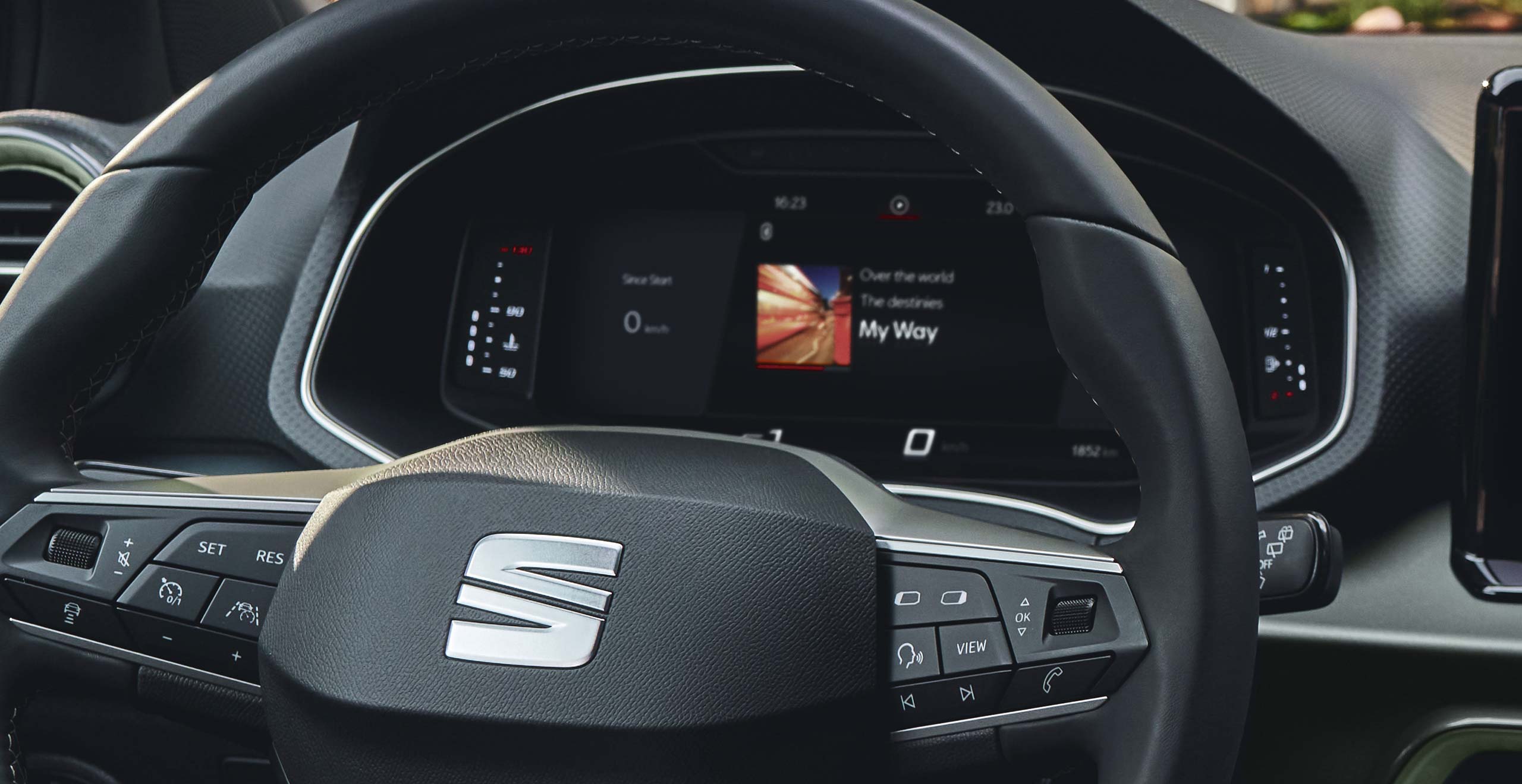 SEAT Arona Xperience con Tablero Digital