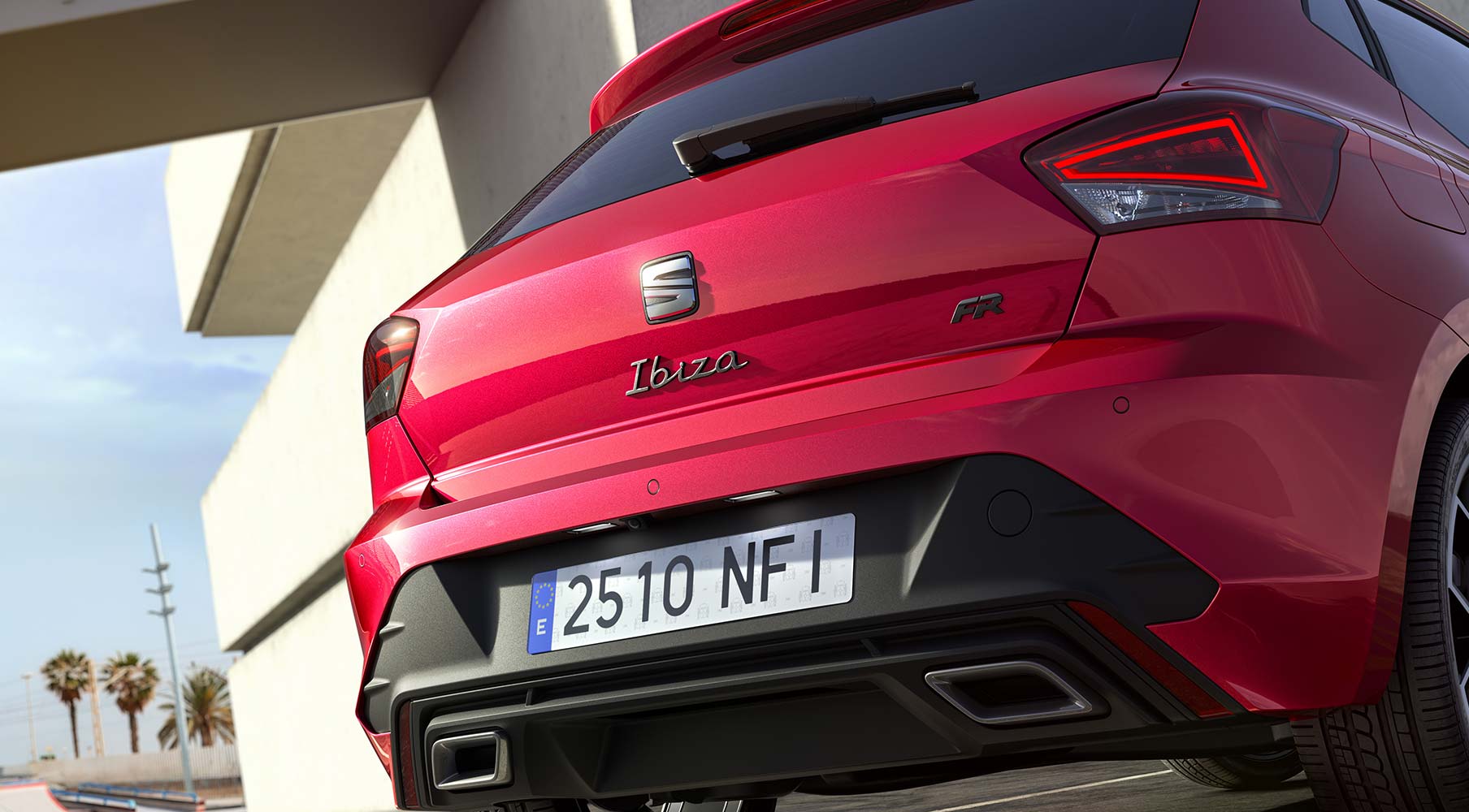 En cada auto se usan 60 gramos de cáscara de arroz